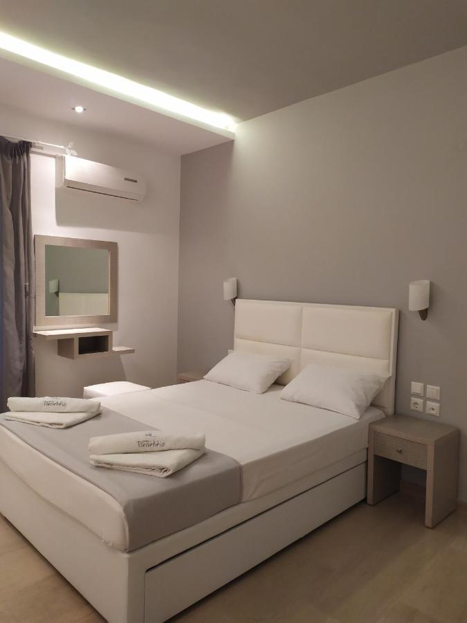Hotel Paraktio Nea Kallikrateia ภายนอก รูปภาพ