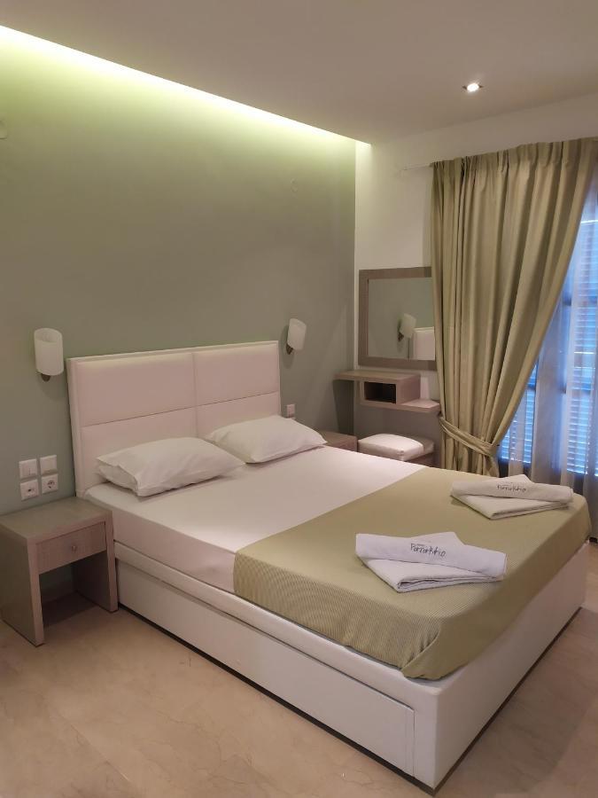 Hotel Paraktio Nea Kallikrateia ภายนอก รูปภาพ