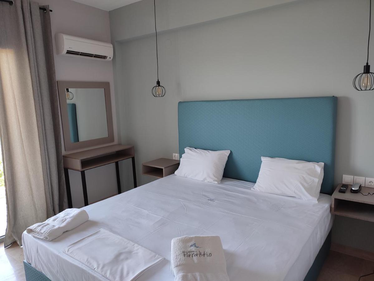 Hotel Paraktio Nea Kallikrateia ภายนอก รูปภาพ