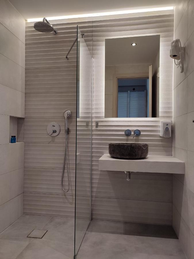 Hotel Paraktio Nea Kallikrateia ภายนอก รูปภาพ