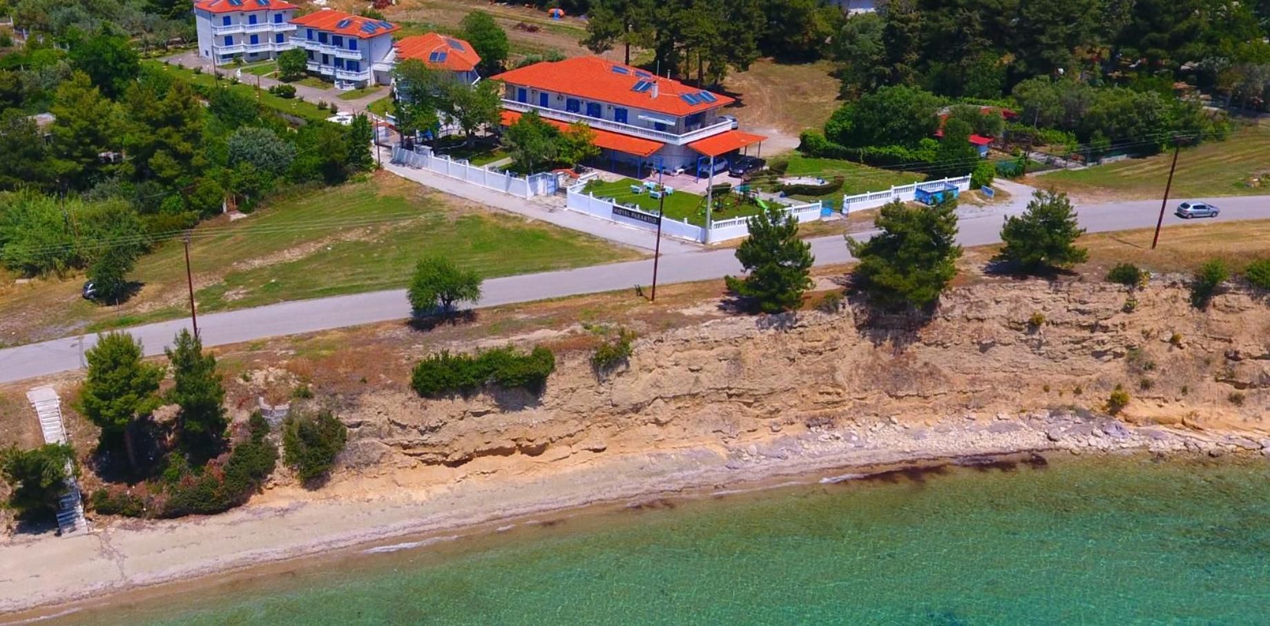 Hotel Paraktio Nea Kallikrateia ภายนอก รูปภาพ